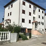 Apartment Lorenzo Umag