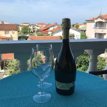 Lorenzo Apartment