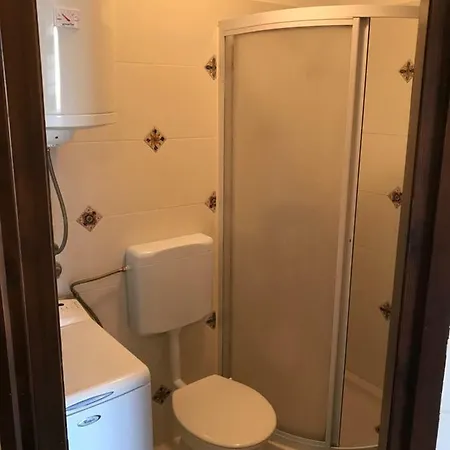 Lorenzo Apartment *